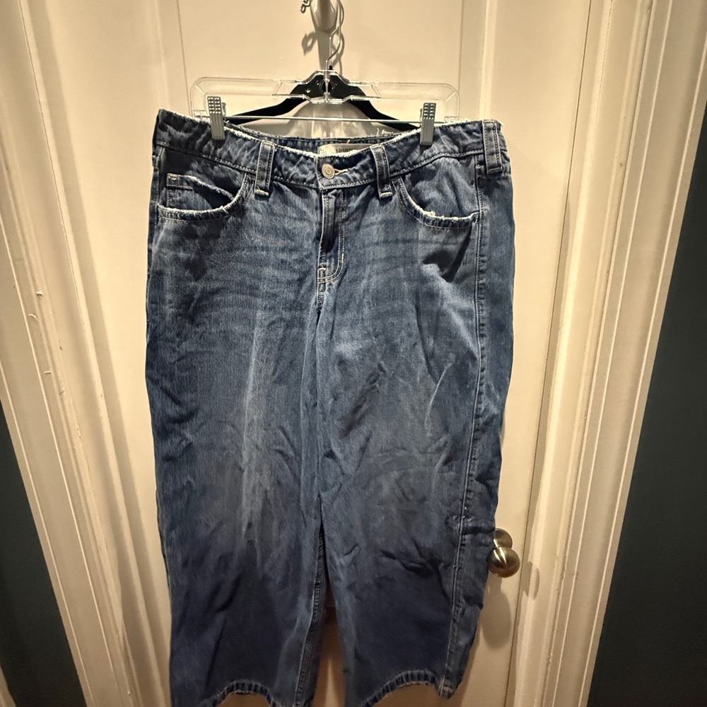 Hollister Low-Rise Super Baggy Jeans - Blue